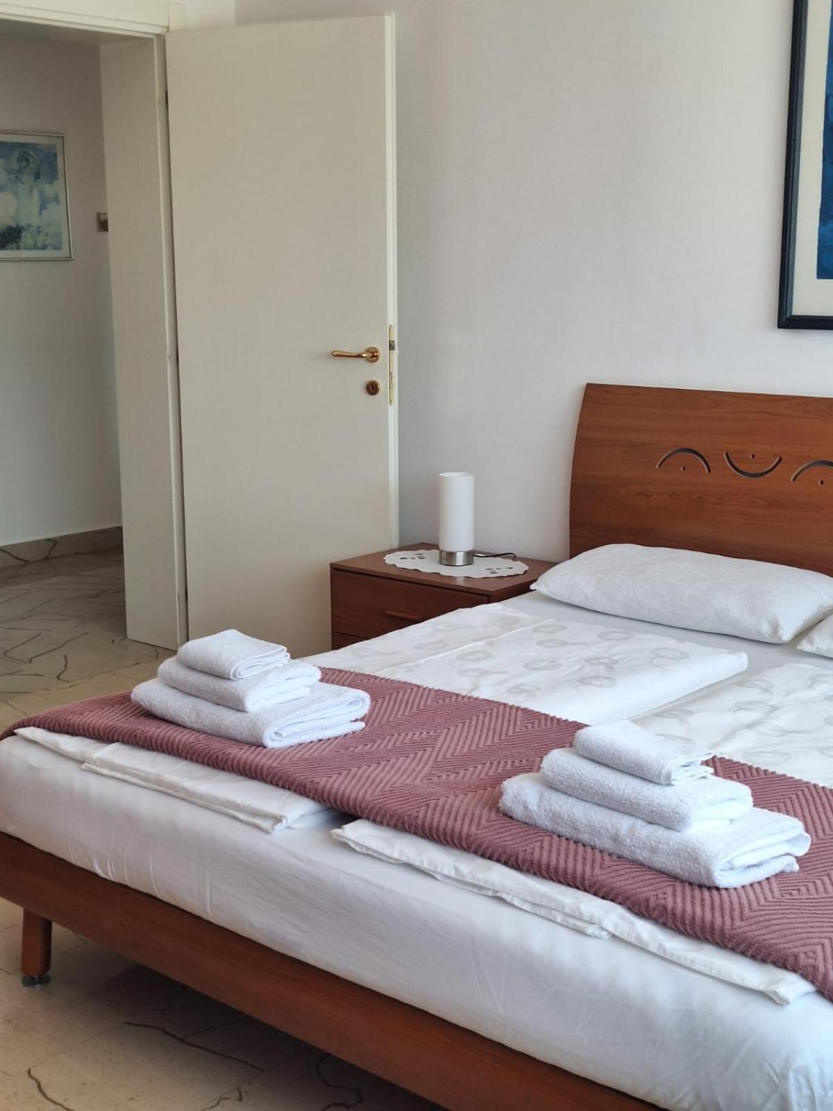 Villa Kamelija Фажана Екстер'єр фото